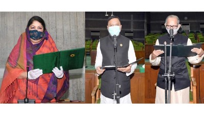 এমপি হিসেবে শপথ নিলেন আগা খান মিন্টু-হাসেম খান এমপি হিসেবে শপথ নিলেন আগা খান মিন্টু-হাসেম খান